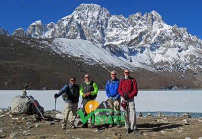 EBC-Chola Pass-Gokyo Lake Trek 17 Days